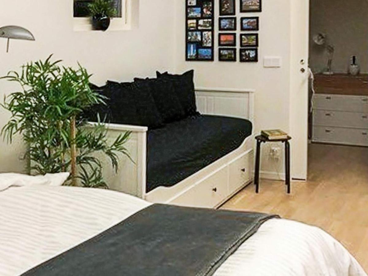 4 Person Holiday Home In L Ddek Pinge Loddekopinge Bagian luar foto